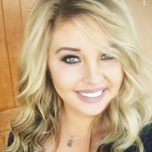 Meet your Posher, Mandy